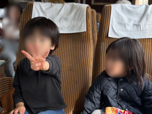 SL大樹の車両によっては座席を向かい合わせにできます