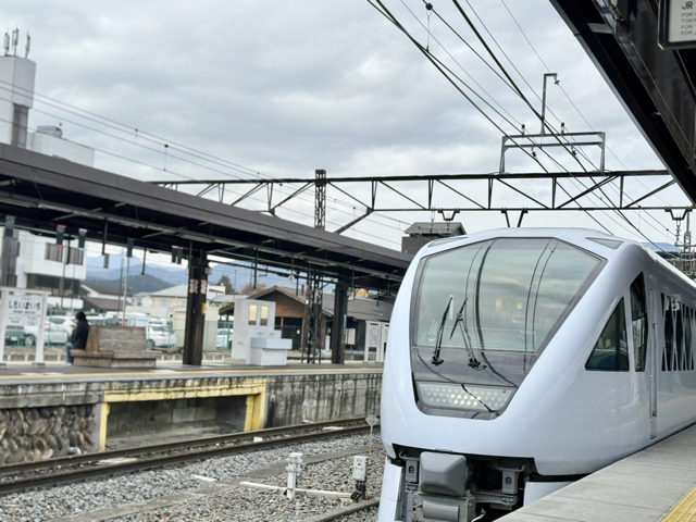 ホームに到着するスペーシアXも撮影できました