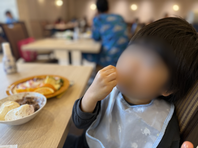 カットフルーツもあり朝食にぴったりでした
